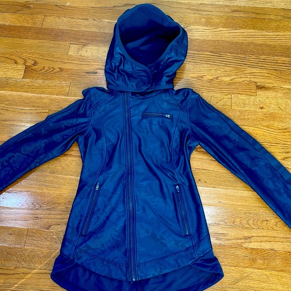 lululemon athletica Jackets & Blazers - Lululemon jacket